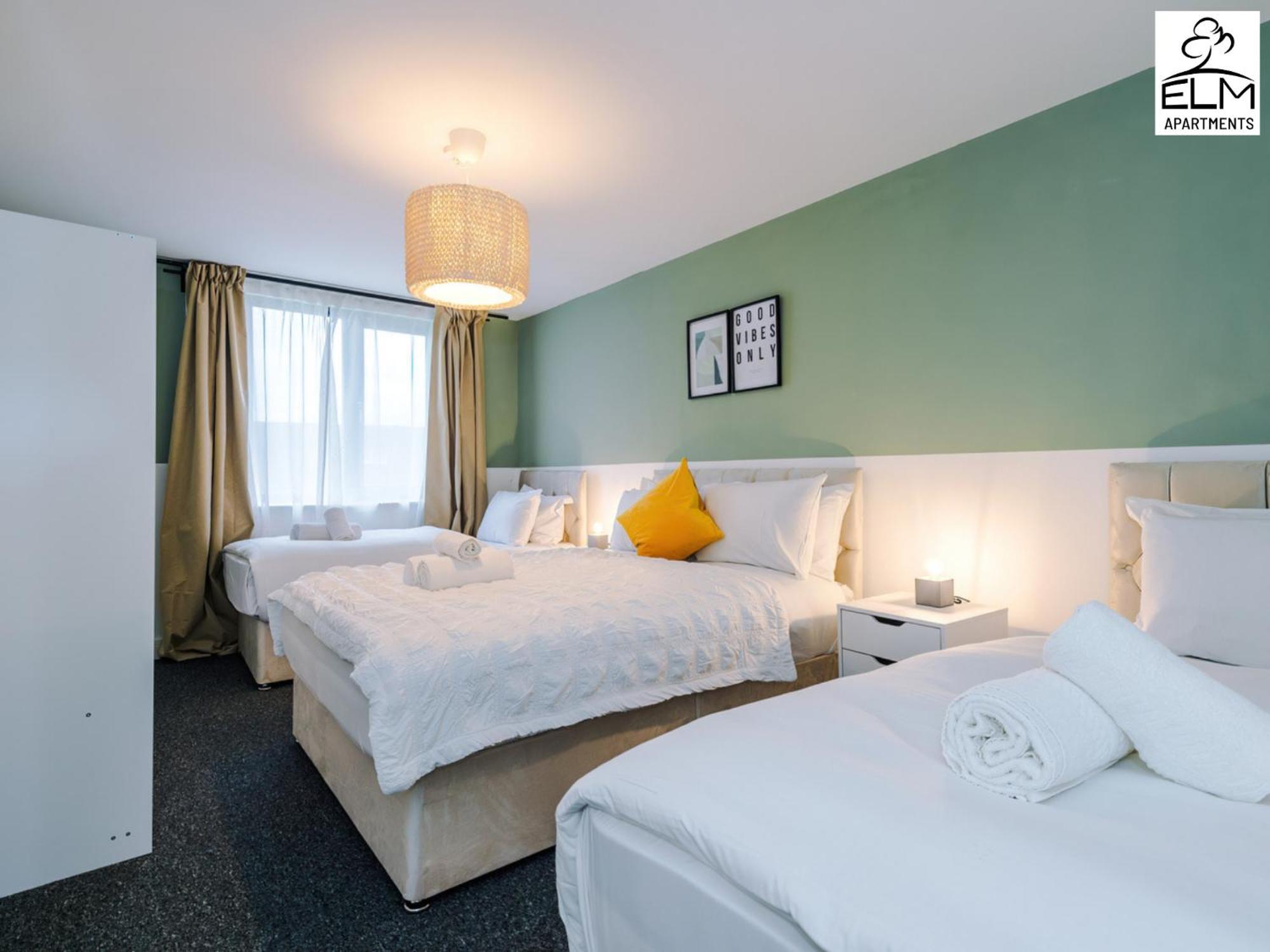 Elm Aparthotel , Collection Of Apartments Available Near Media City , Free Parking Manchester Exterior photo