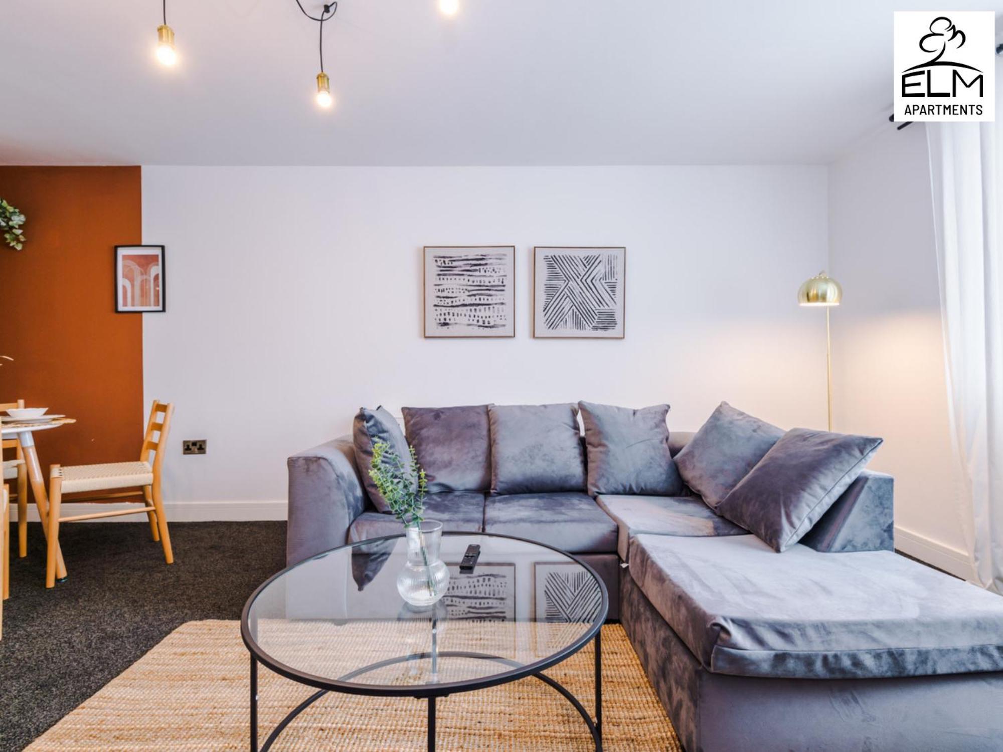Elm Aparthotel , Collection Of Apartments Available Near Media City , Free Parking Manchester Exterior photo
